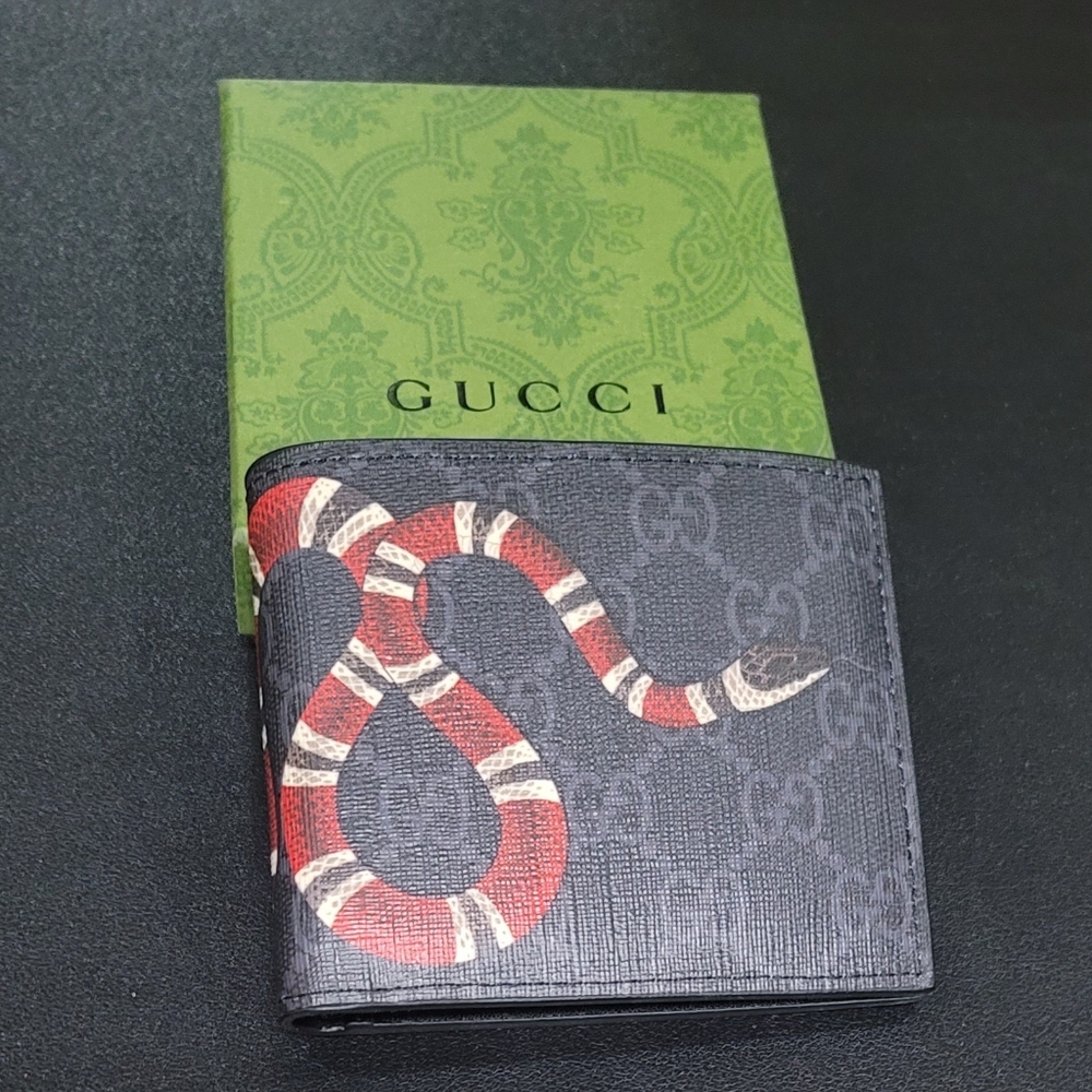 COPY - Men Gucci wallet